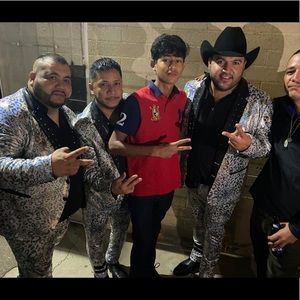 Meet your Posher, Raul